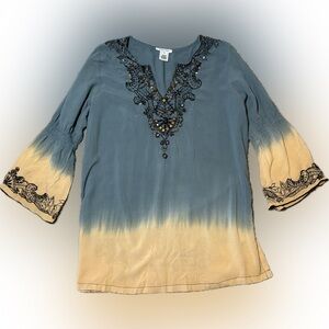 E51 Krista Lee Blue-to-Cream Embroidered V-Neck Tunic Top, Size M